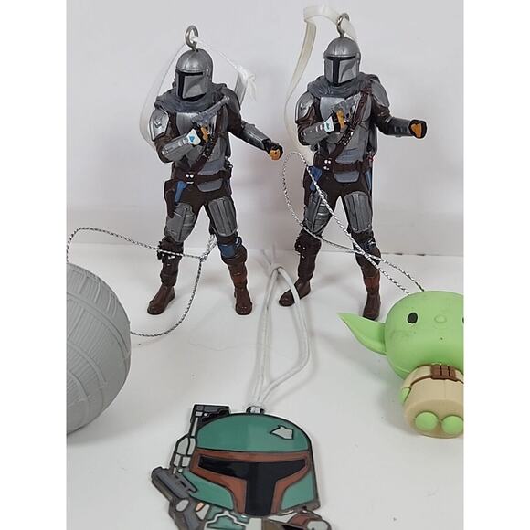 5 Hallmark 2HCM9378 Star Wars The Mandalorian Yoda Death Star Christmas Ornament - Picture 2 of 5